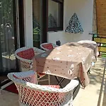 Illes Apartment