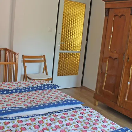 Apartment Illes *
