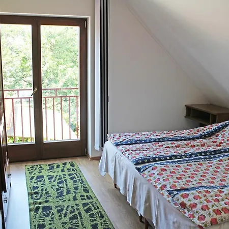 Illes Apartment