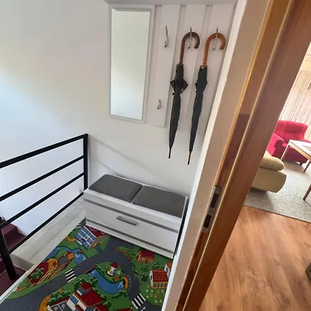 Apartment Illes *